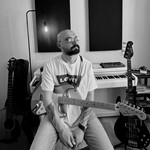 Klasik Gitar, Elektro Gitar, Ukulele, Piyano 