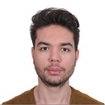 Ana dili rusça ve türkçeyi ileri seviyede bilen