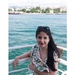 Genç deneyimli matematik öğretmeni 