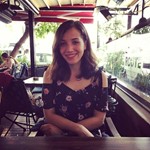 Türkçe/Yabancılar için Türkçe dersleri verilir.